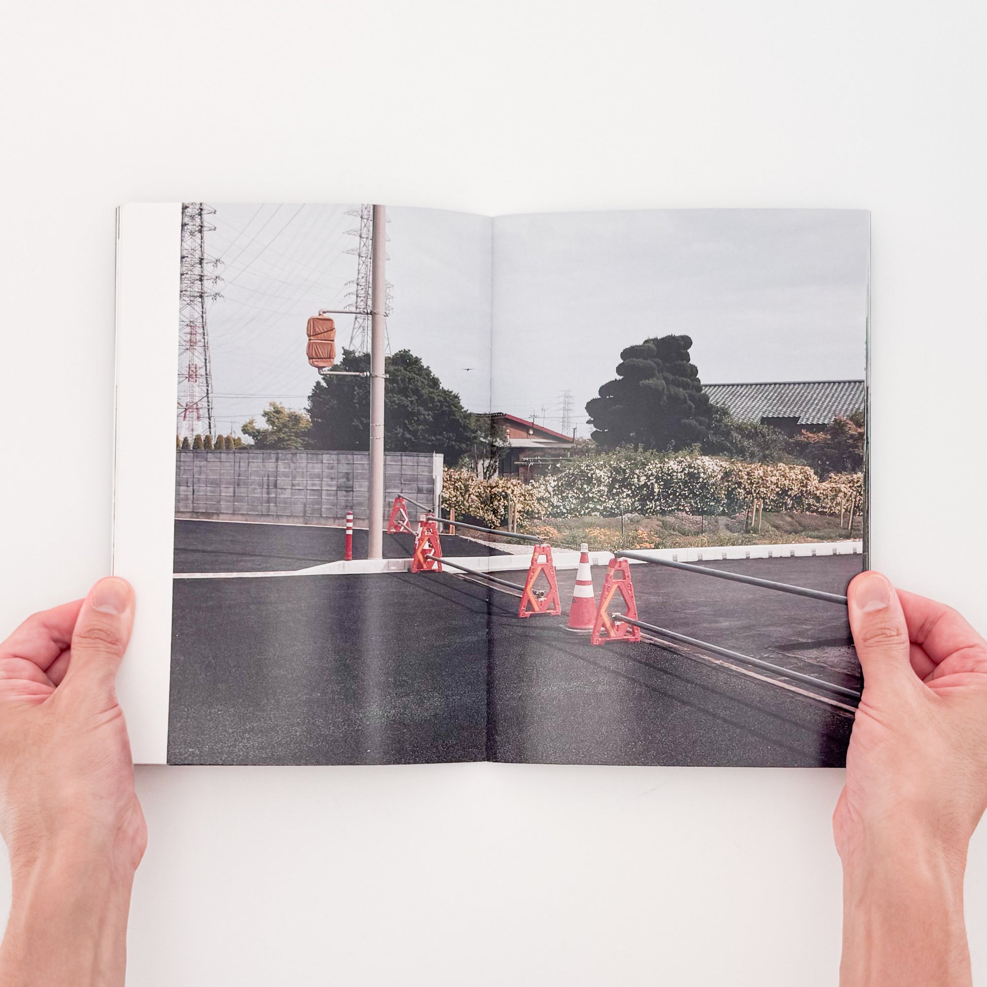吉江淳 : 出口の町 vol.5｜Salvage Press - 文福 BUNBUKU