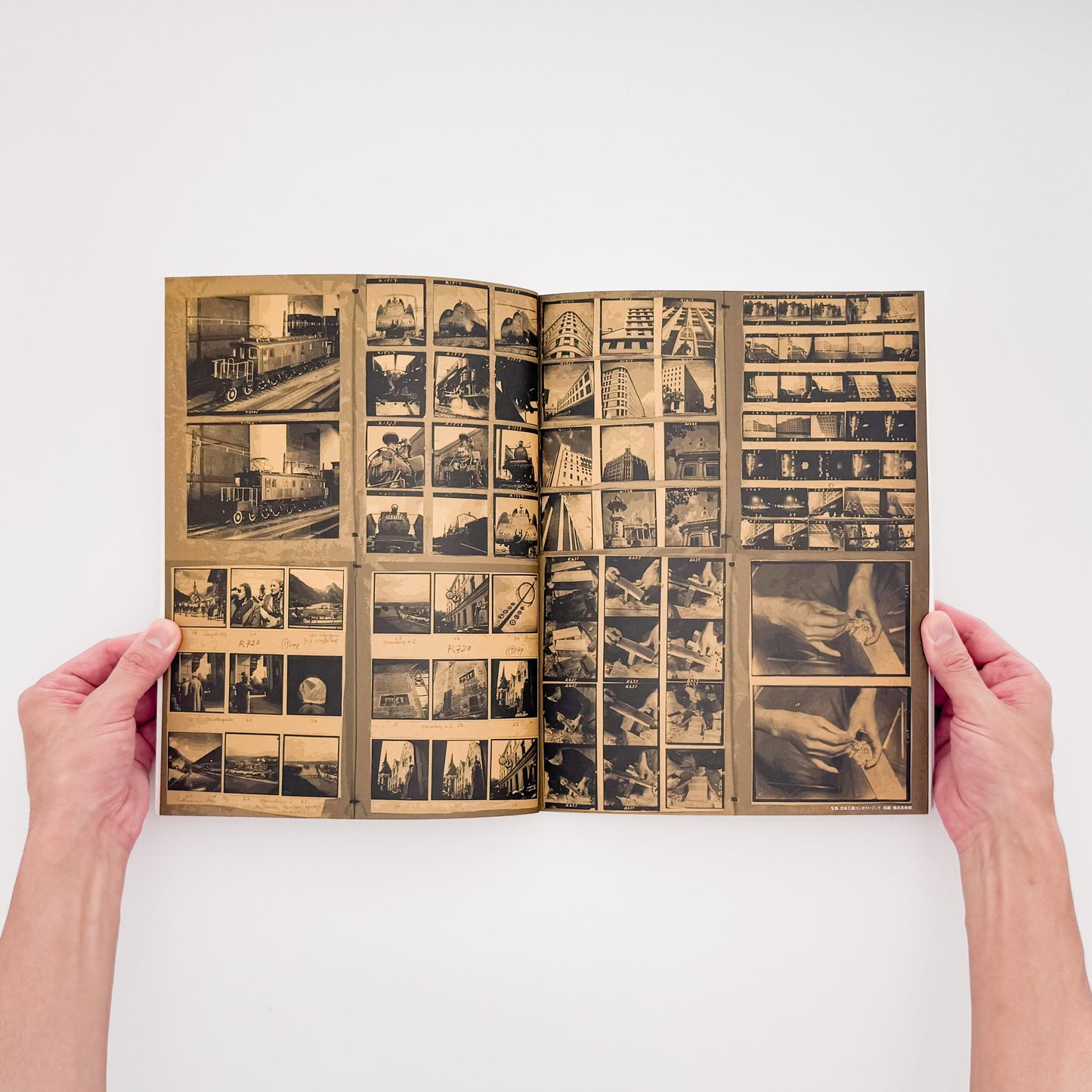 NATORI Yonosuke / 名取洋之助『名取洋之助と日本工房 1931–45』グラフ誌『NIPPON』を中心に、戦前日本の報道写真、グラフィックデザイン、対外宣伝の展開を紹介する展覧会図録。