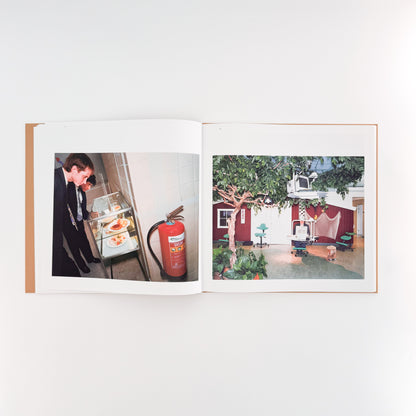 ラーシュ・トゥンビョルク写真集:  Lars Tunbjörk: Office / LA Office / LOOSE JOINTS - 文福　BUNBUKU