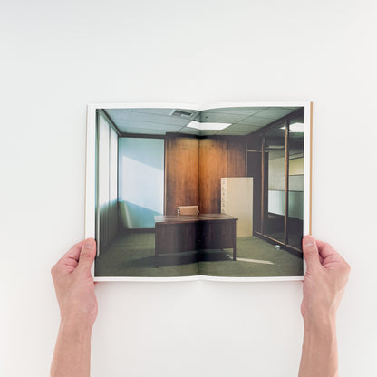 ラーシュ・トゥンビョルク写真集:  Lars Tunbjörk: Office / LA Office / LOOSE JOINTS - 文福　BUNBUKU