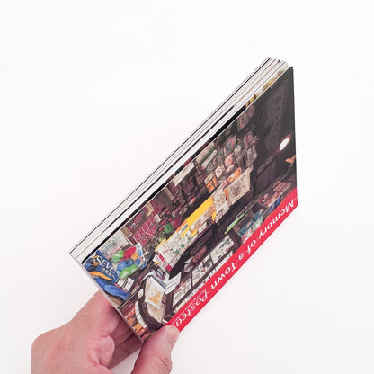 大西みつぐ『Memory of a Town Postcards』　東京の下町や横浜の町、人々の日常をカラー・スナップで捉えたポストカード形式の作品集