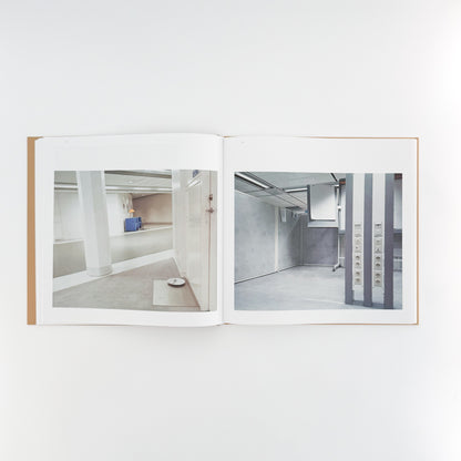 ラーシュ・トゥンビョルク写真集:  Lars Tunbjörk: Office / LA Office / LOOSE JOINTS - 文福　BUNBUKU