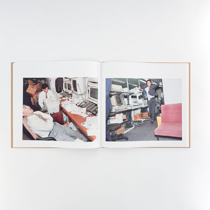 ラーシュ・トゥンビョルク写真集:  Lars Tunbjörk: Office / LA Office / LOOSE JOINTS - 文福　BUNBUKU