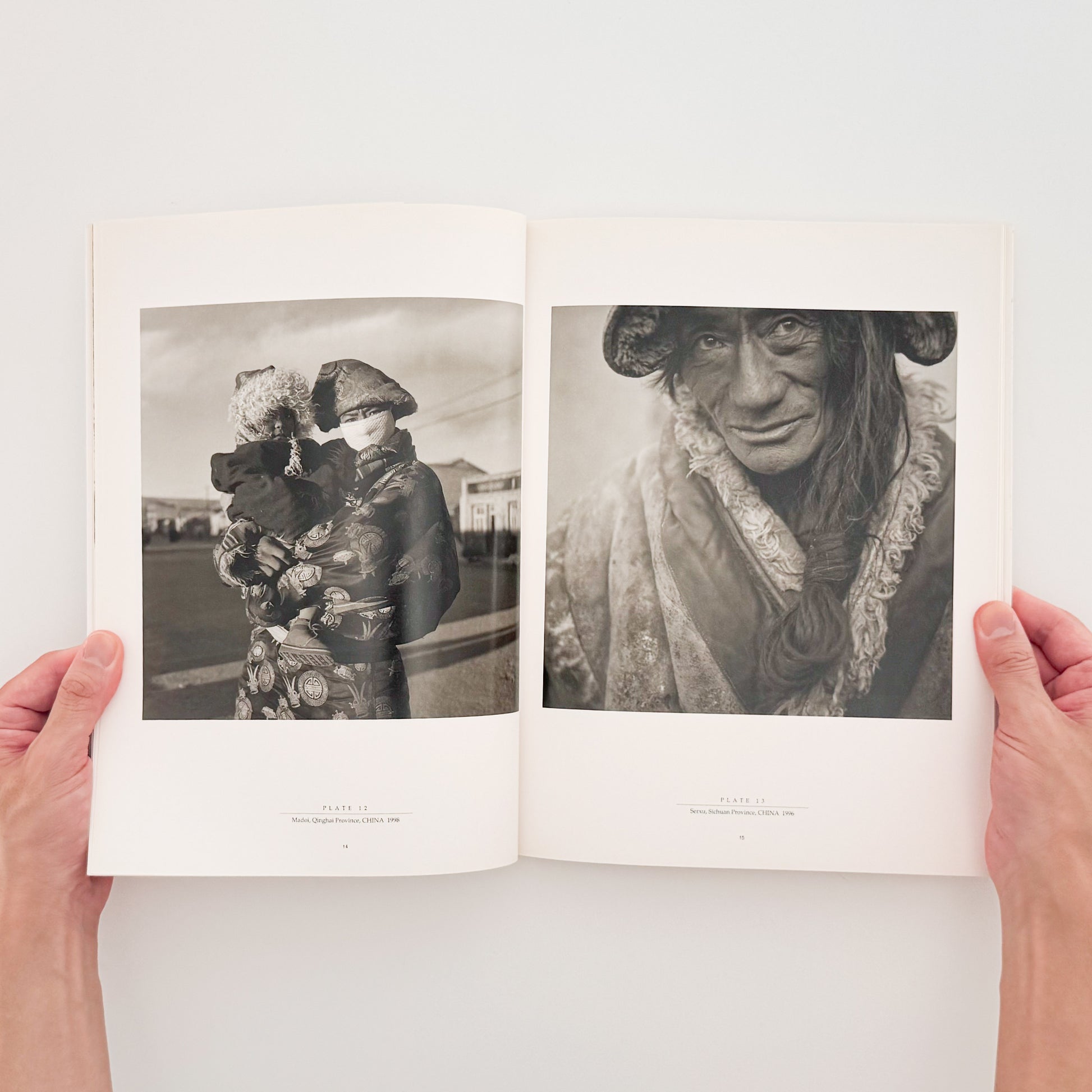 有元伸也写真集 : 西藏より肖像｜ビジュアルアーツ専門学校 - 文福 BUNBUKU