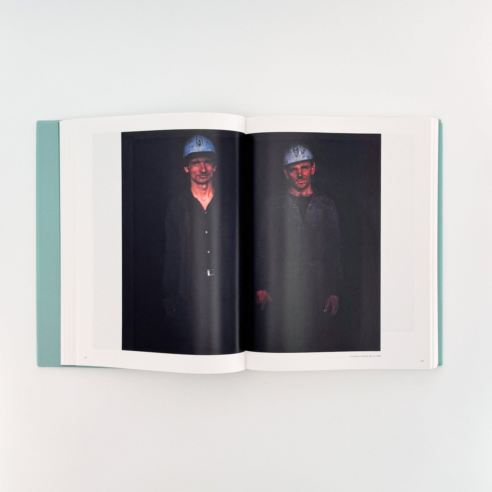 A Life with Camera YOSHIHIKO UEDA（サイン入り） - 上田義彦 / UEDA Yoshihiko - 文福