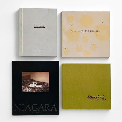 (英文) Alec Soth　Gathered Leaves（サイン入り） - MACK - 文福