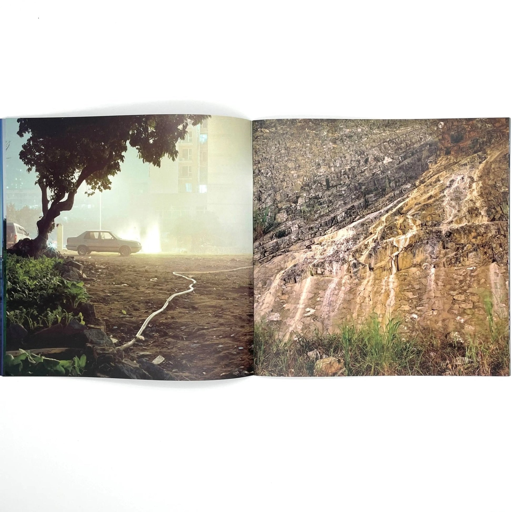 李政徳写真集　INVISIBLE WORLD - STAIRS PRESS - 文福