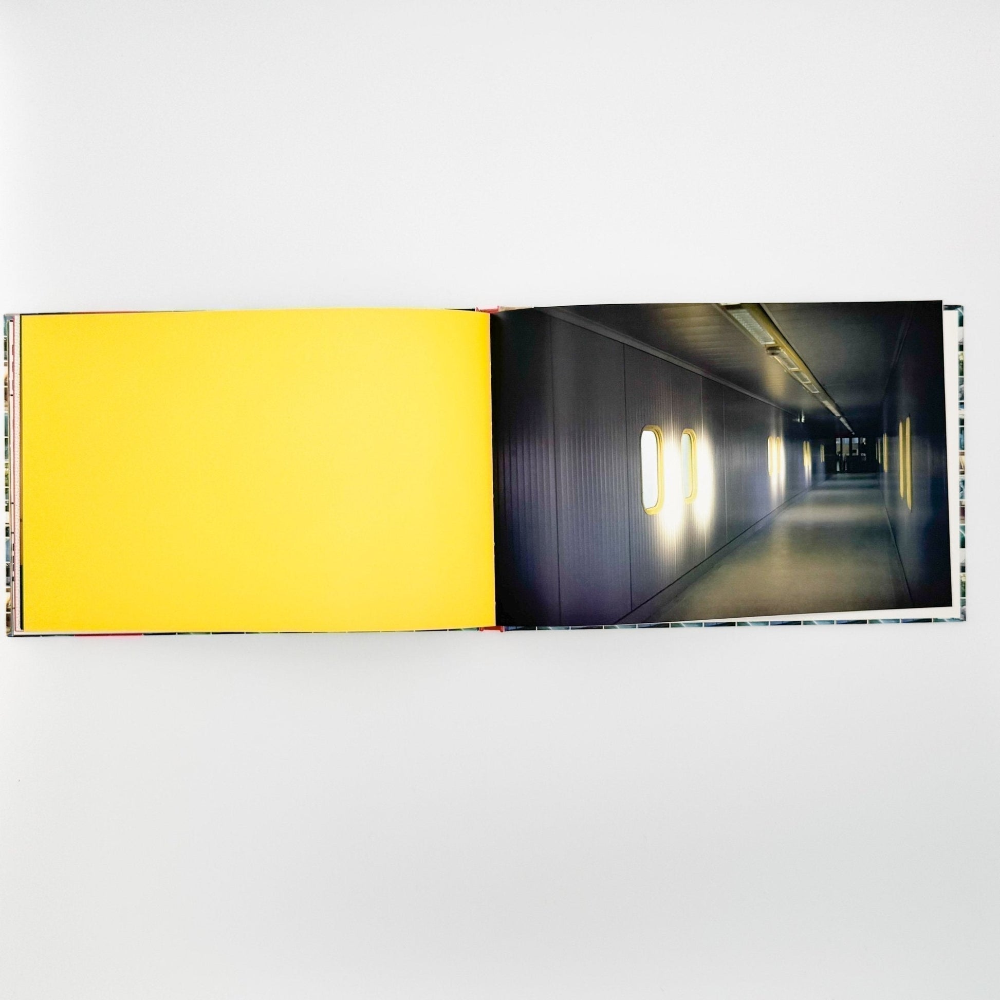 （英文）マルコ・ブランビヤ　トランジット　Marco Brambilla Transit - Booth - Clibborn Editions - 文福