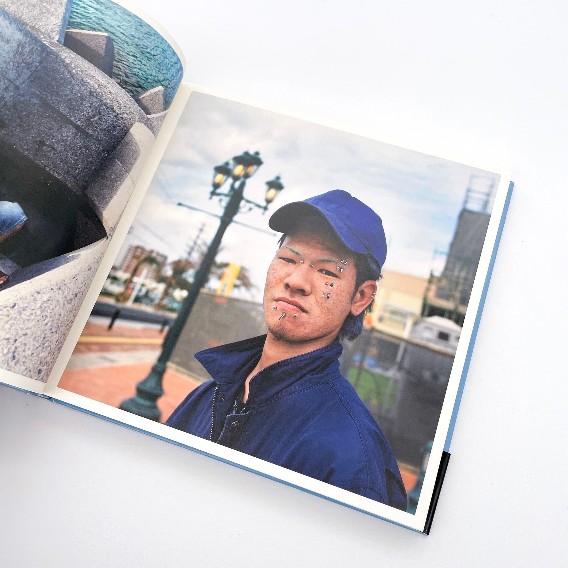 石川竜一　okinawan portraits 2010 - 2012 - 赤々舎 - 文福