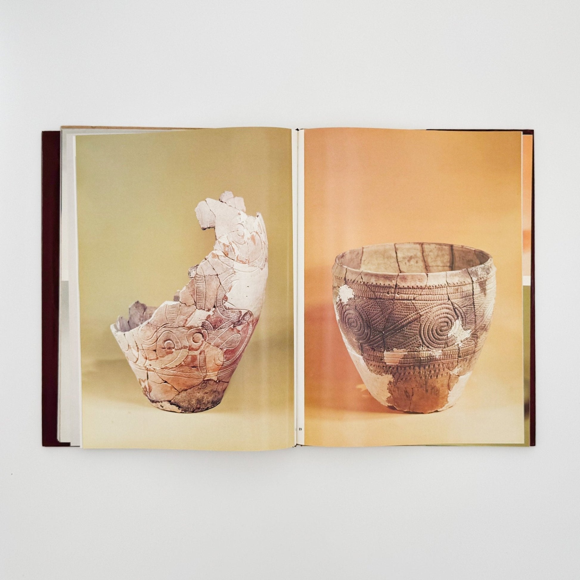 (英文) アムール地域の古代美術──岩絵・彫刻・土器 - Aurora Art Publishers - 文福