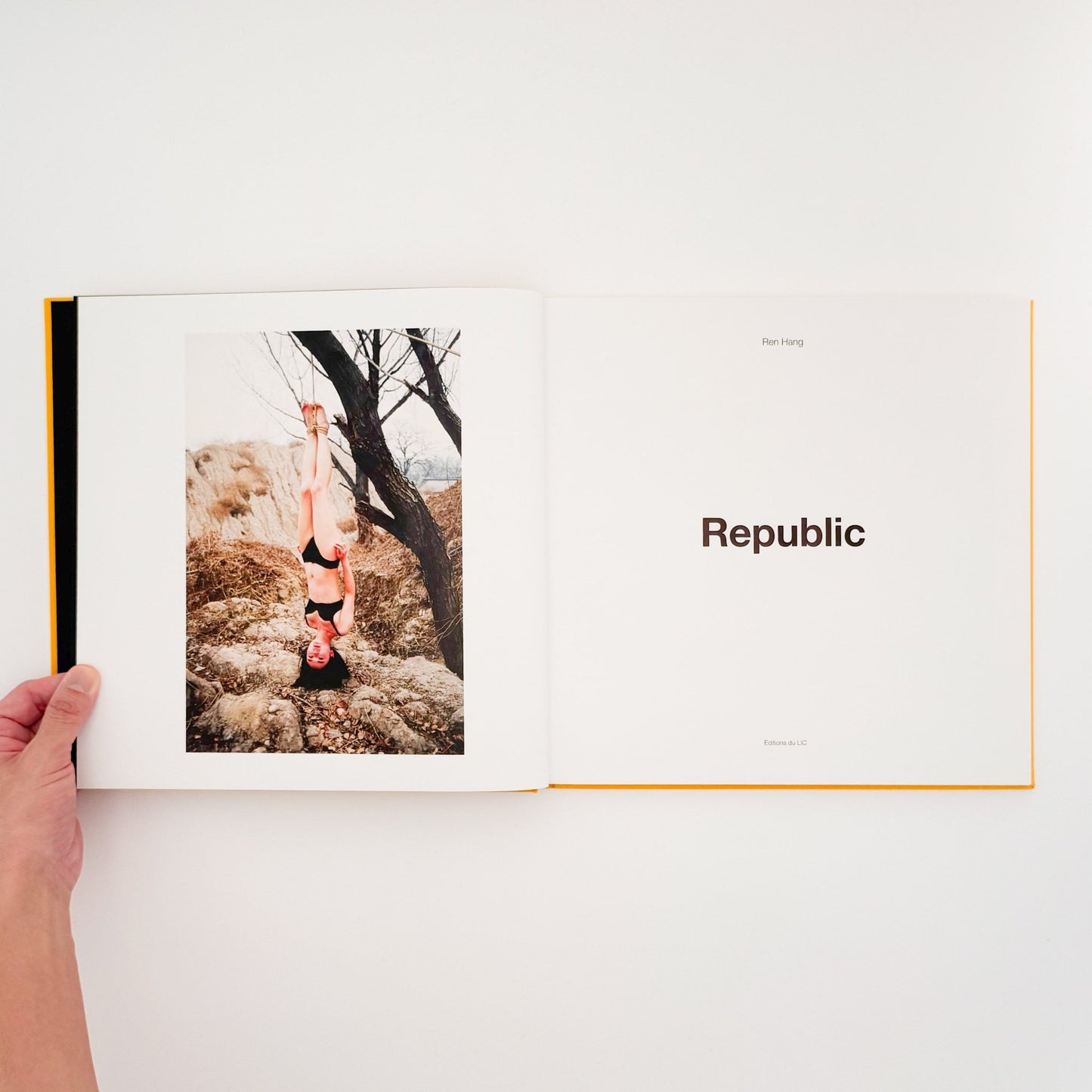 任航 : Ren Hang　Republic - Editions du LIC - 文福