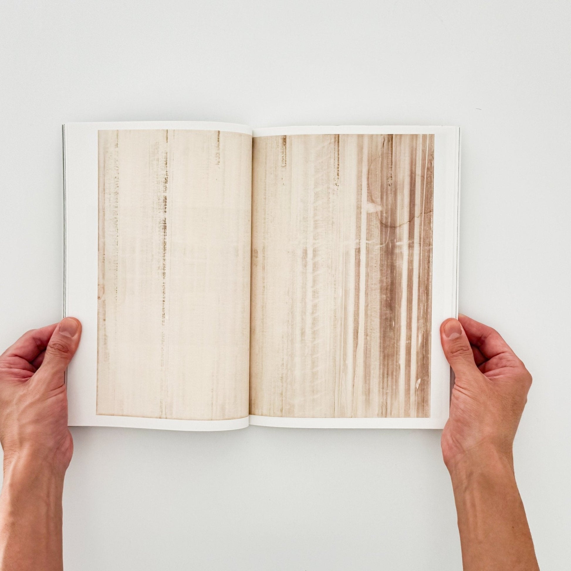 WOLFGANG TILLMANS　ヴォルフガング・ティルマンス - 美術出版社 - 文福